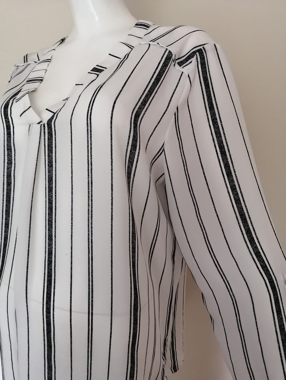 Reitmans Black & White Striped V-Neck Blouse - Picture 4 of 8